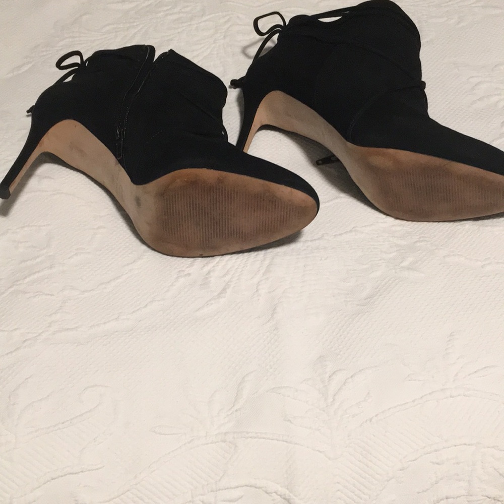 Shoes - Picture 6 of 6